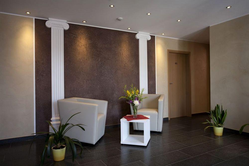 Hotel St Hubert Reuler Exterior foto